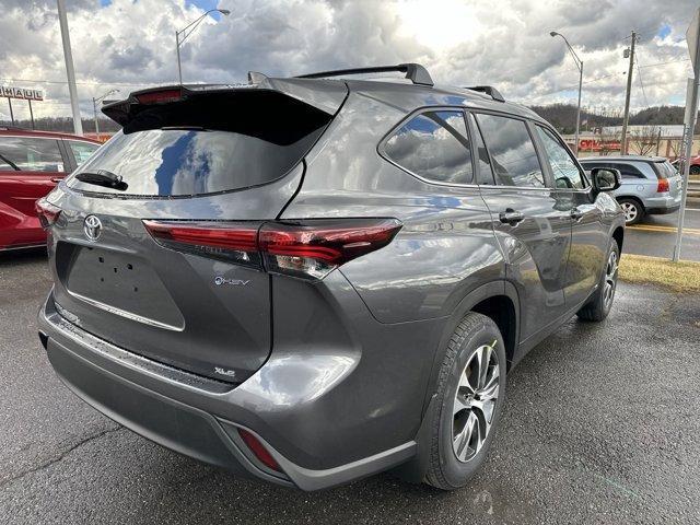 new 2025 Toyota Highlander Hybrid car, priced at $49,278