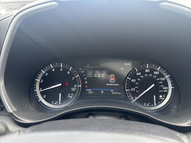 used 2020 Toyota Highlander car, priced at $27,997