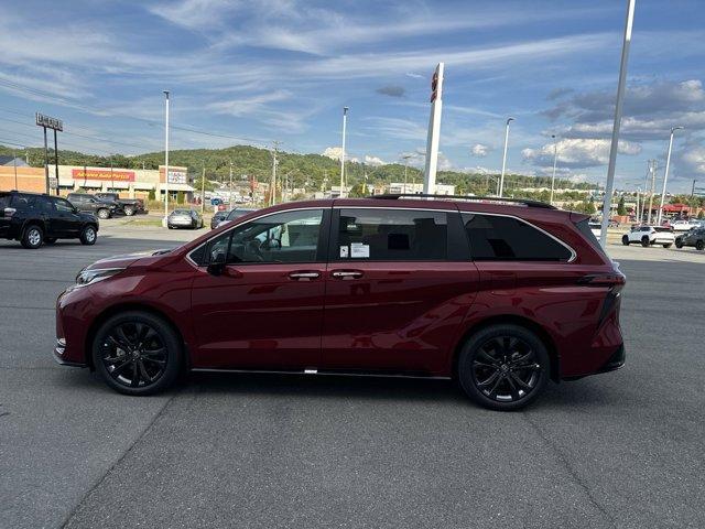 new 2024 Toyota Sienna car, priced at $49,080