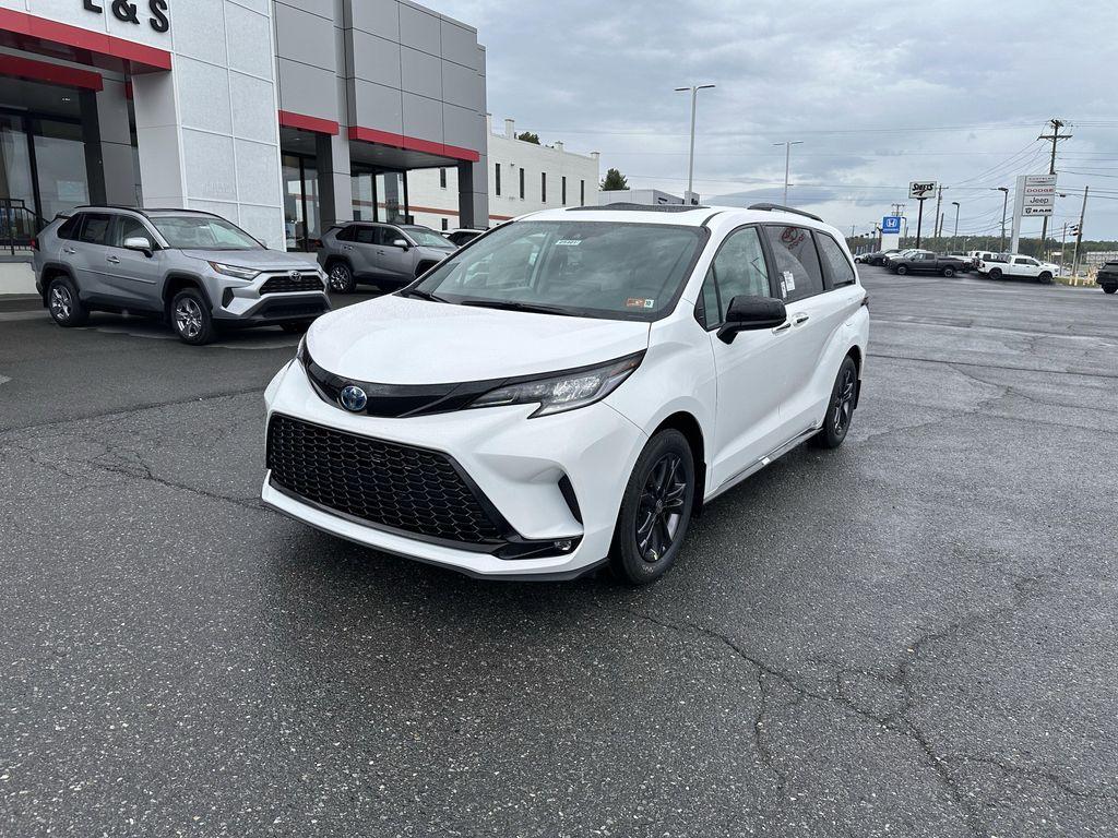 new 2025 Toyota Sienna car, priced at $51,034