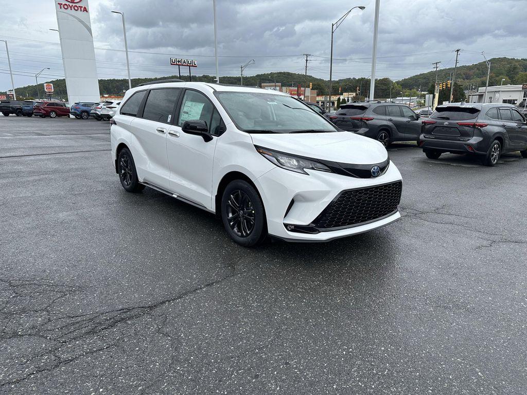 new 2025 Toyota Sienna car, priced at $51,034