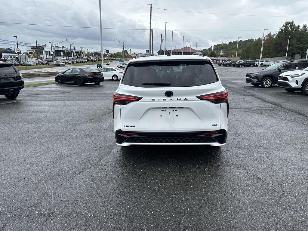 new 2025 Toyota Sienna car, priced at $51,034