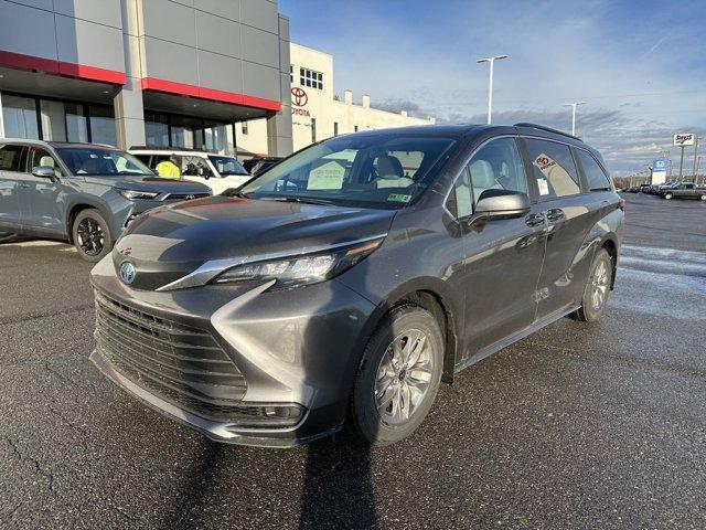 new 2025 Toyota Sienna car, priced at $43,275