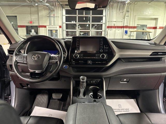 used 2021 Toyota Highlander Hybrid car, priced at $29,997