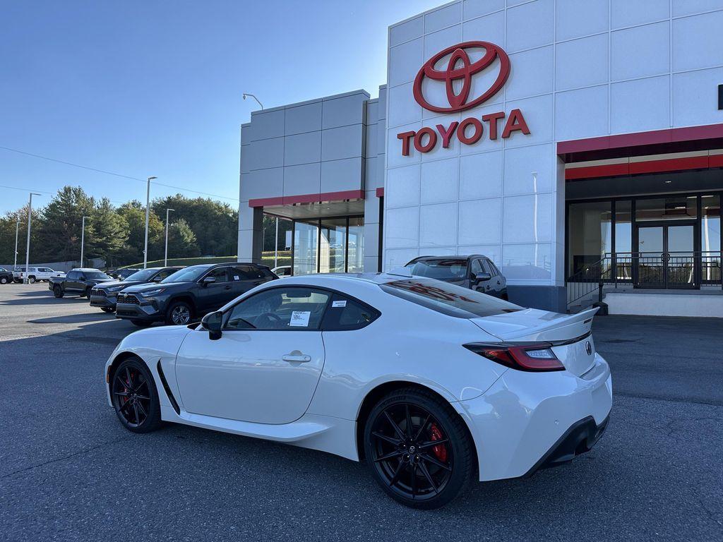 new 2025 Toyota GR86 car, priced at $37,684
