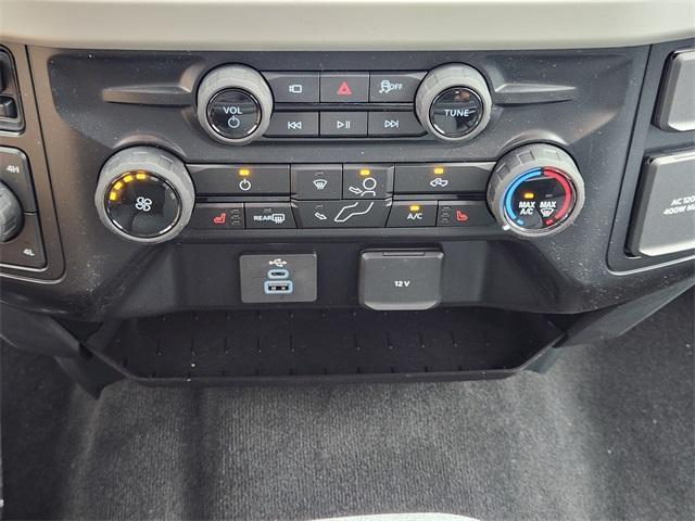 new 2025 Ford F-250 car, priced at $66,637