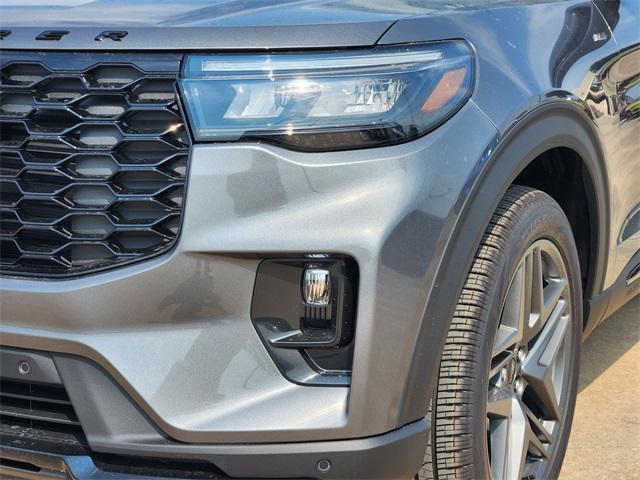 new 2025 Ford Explorer car, priced at $46,288