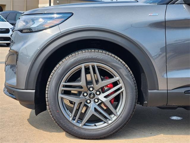 new 2025 Ford Explorer car, priced at $46,288