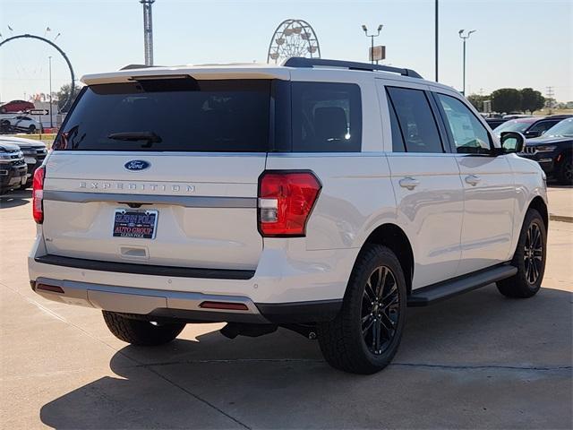 new 2024 Ford Expedition car, priced at $59,536