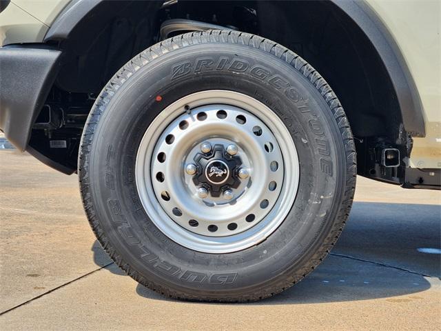 new 2025 Ford Bronco car, priced at $41,368