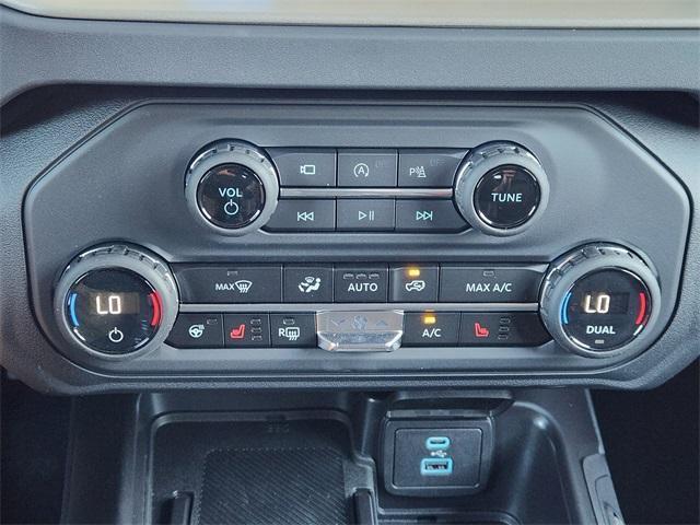 new 2025 Ford Bronco car, priced at $51,727