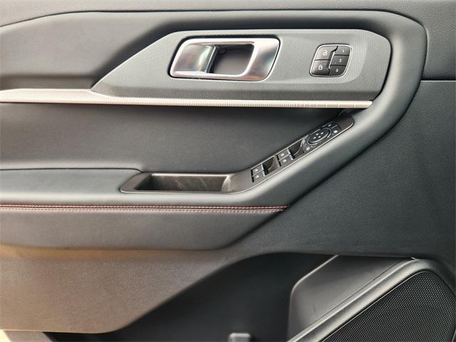 new 2025 Ford Explorer car, priced at $44,843