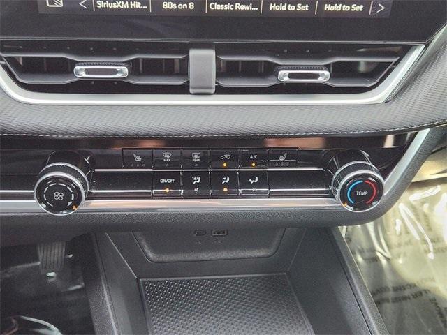 used 2025 Chevrolet Equinox car, priced at $26,000