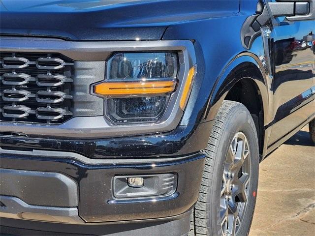 new 2025 Ford F-150 car, priced at $39,774
