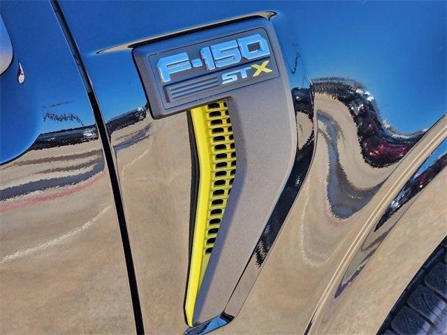 new 2025 Ford F-150 car, priced at $39,774