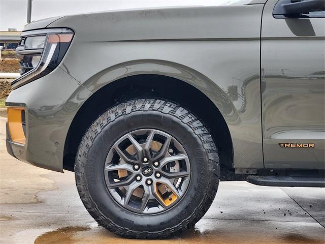 used 2025 Ford Expedition car, priced at $75,500