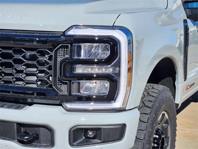 new 2025 Ford F-250 car, priced at $89,565