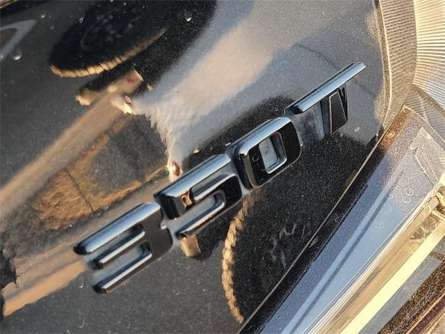 used 2023 Cadillac XT4 car, priced at $27,900