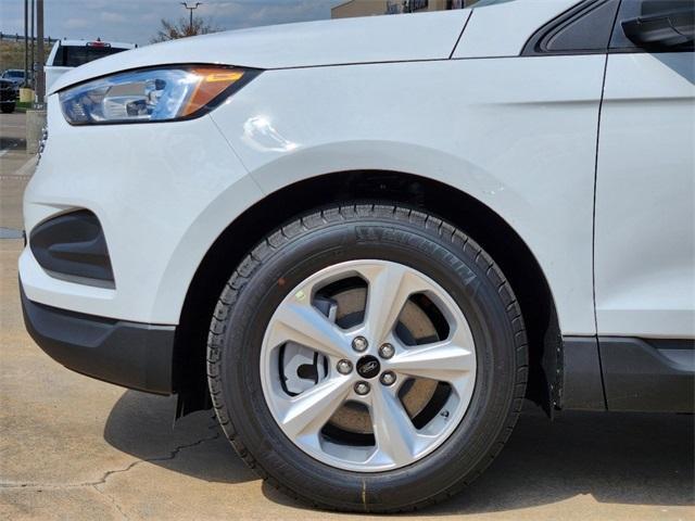 new 2024 Ford Edge car, priced at $27,963