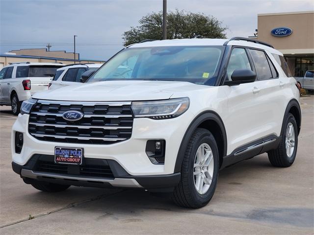 new 2025 Ford Explorer car, priced at $42,605