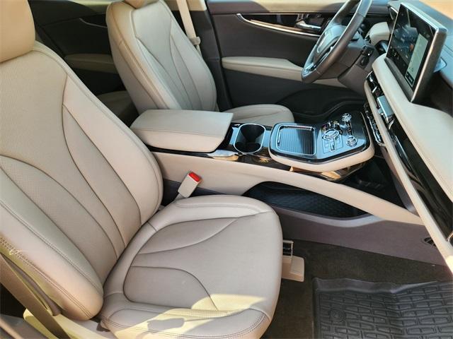 used 2023 Lincoln Nautilus car, priced at $43,950