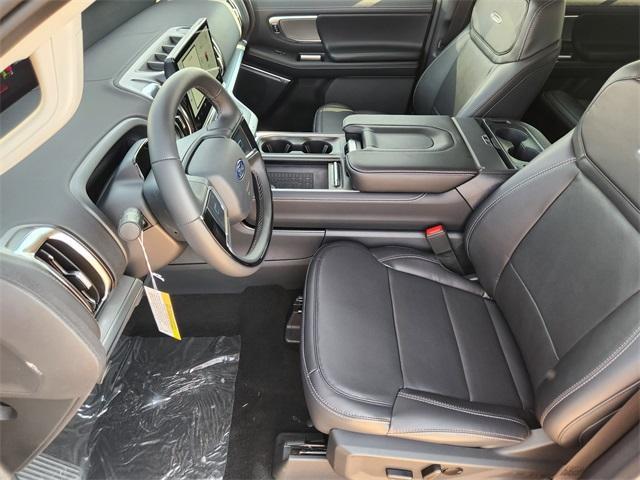 new 2025 Ford Expedition car, priced at $75,941