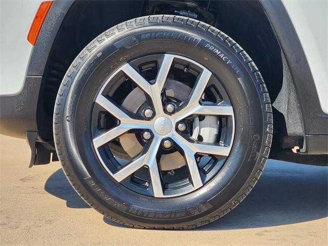 used 2025 Jeep Grand Cherokee car, priced at $40,900