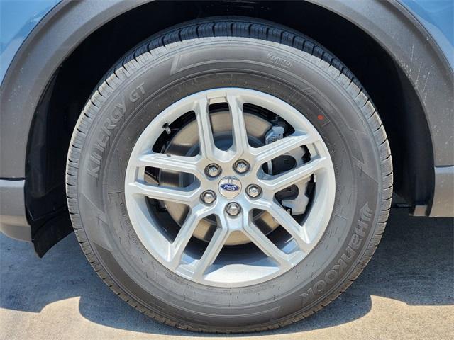 new 2025 Ford Explorer car, priced at $41,362