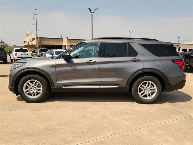 new 2025 Ford Explorer car, priced at $40,799