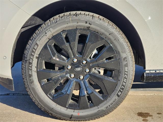 new 2025 Ford Expedition car, priced at $77,510