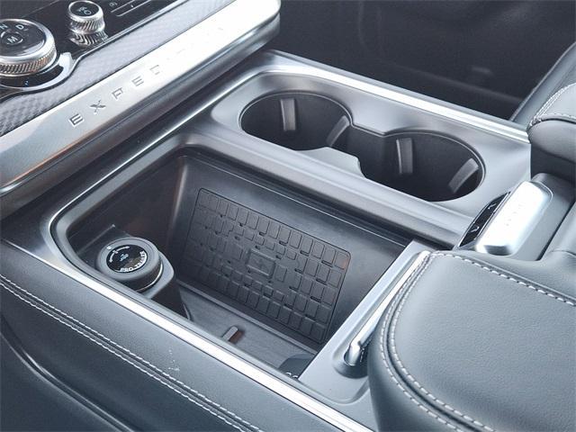new 2025 Ford Expedition car, priced at $77,510
