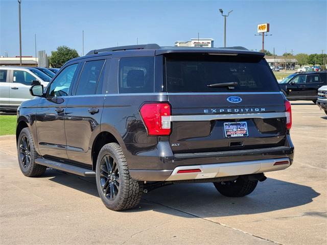 new 2024 Ford Expedition car, priced at $57,629