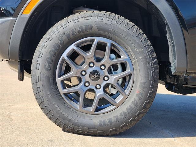 new 2025 Ford Ranger car, priced at $42,429