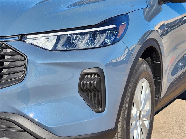 new 2025 Ford Escape car, priced at $27,639