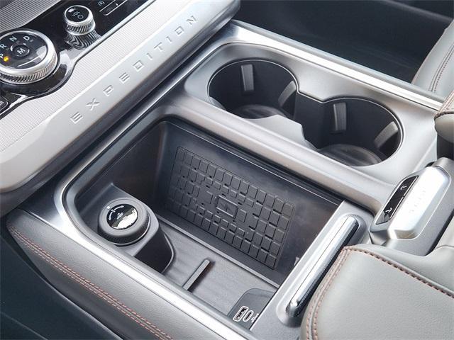 new 2025 Ford Expedition car, priced at $67,730