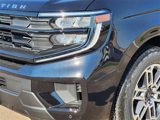 new 2025 Ford Expedition car, priced at $67,730