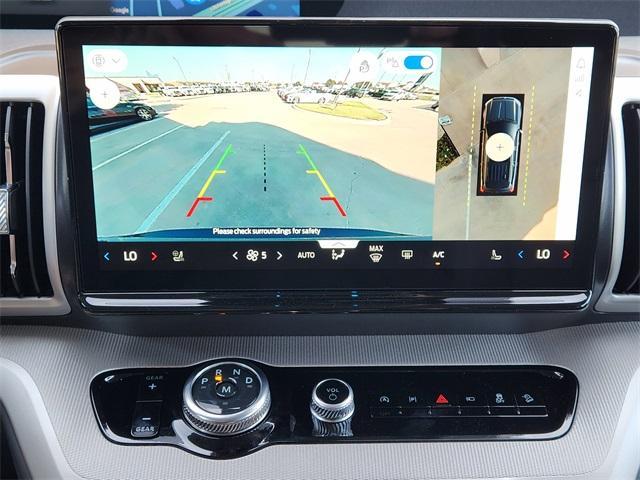 new 2025 Ford Expedition car, priced at $67,730