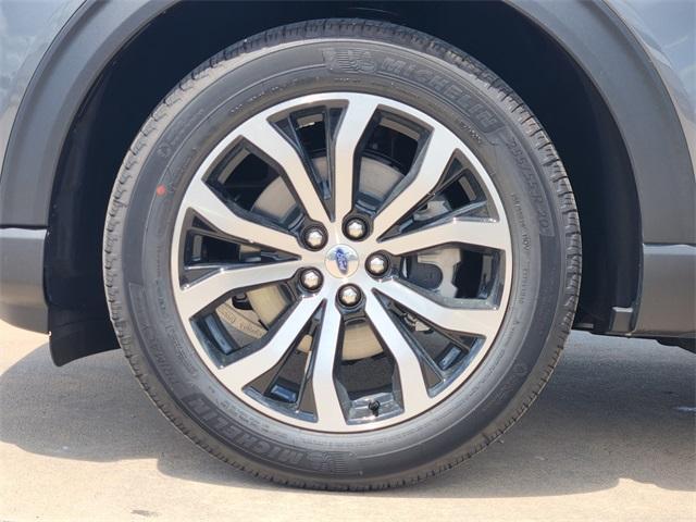 new 2025 Ford Explorer car, priced at $42,262