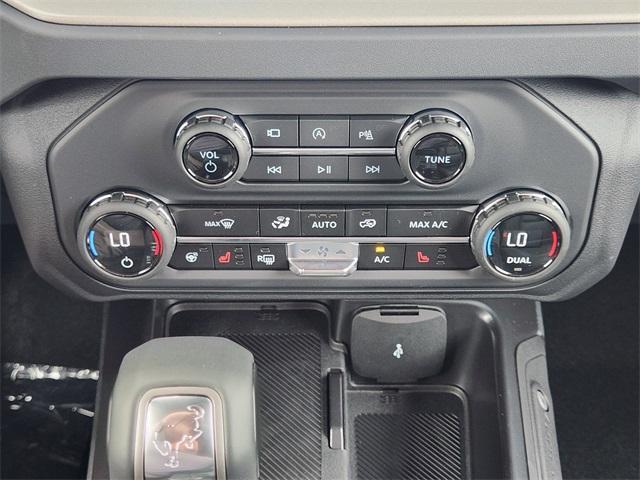 new 2025 Ford Bronco car, priced at $49,647