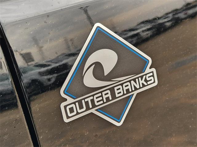 new 2025 Ford Bronco car, priced at $49,647