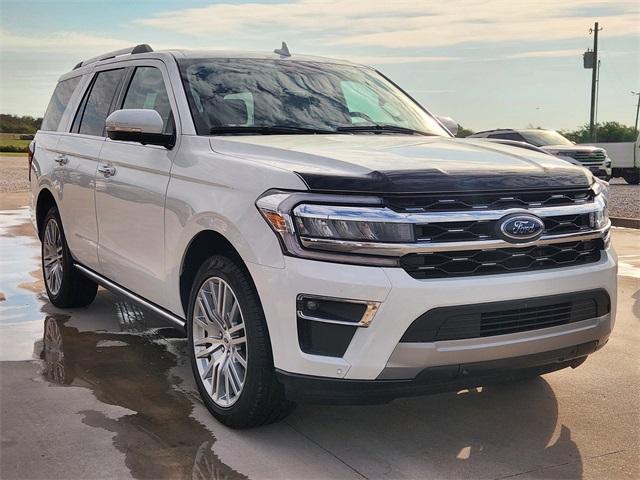 used 2024 Ford Expedition car, priced at $54,800