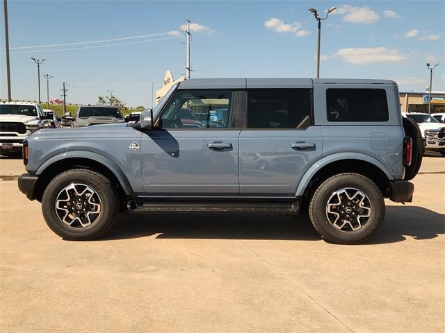 new 2025 Ford Bronco car, priced at $53,379