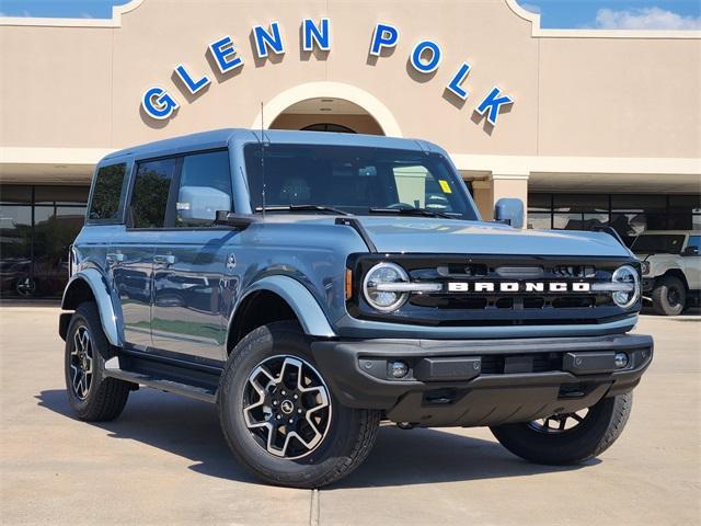 new 2025 Ford Bronco car, priced at $53,379