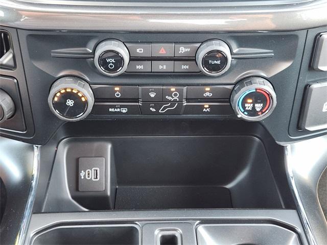 new 2025 Ford F-150 car, priced at $41,914