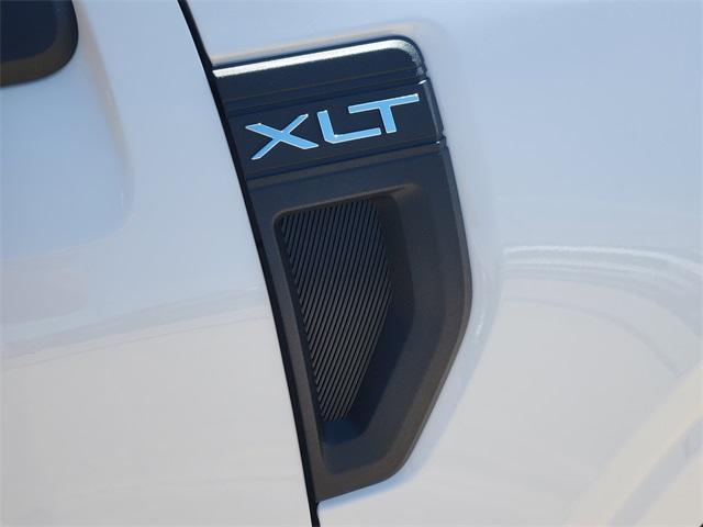 new 2025 Ford Maverick car, priced at $29,302