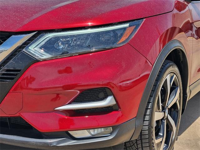 used 2021 Nissan Rogue Sport car, priced at $20,500