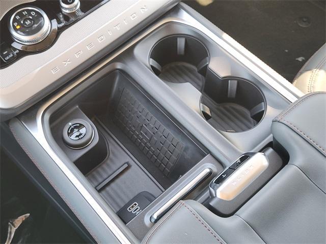 new 2025 Ford Expedition Max car, priced at $72,840