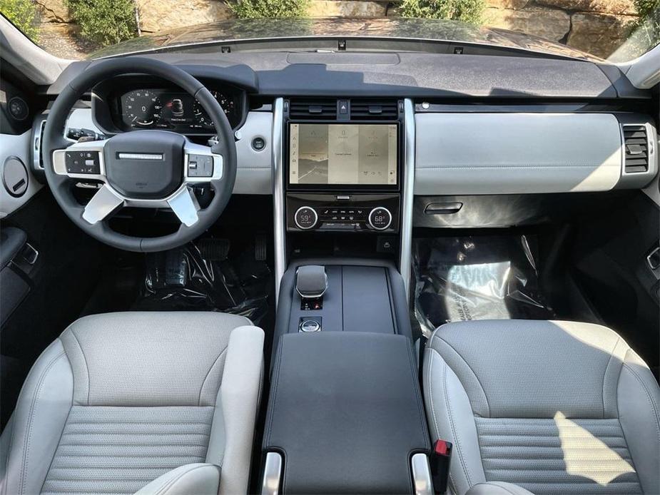 used 2024 Land Rover Discovery car, priced at $54,991