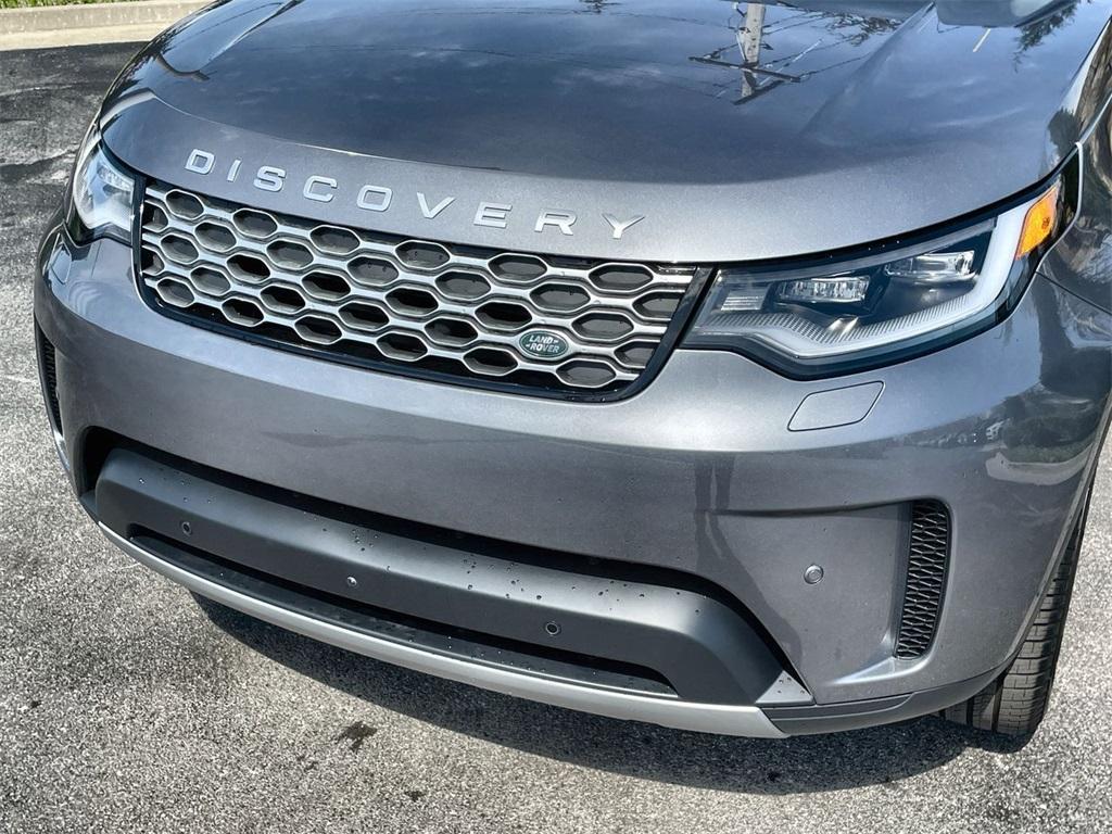 used 2024 Land Rover Discovery car, priced at $54,991