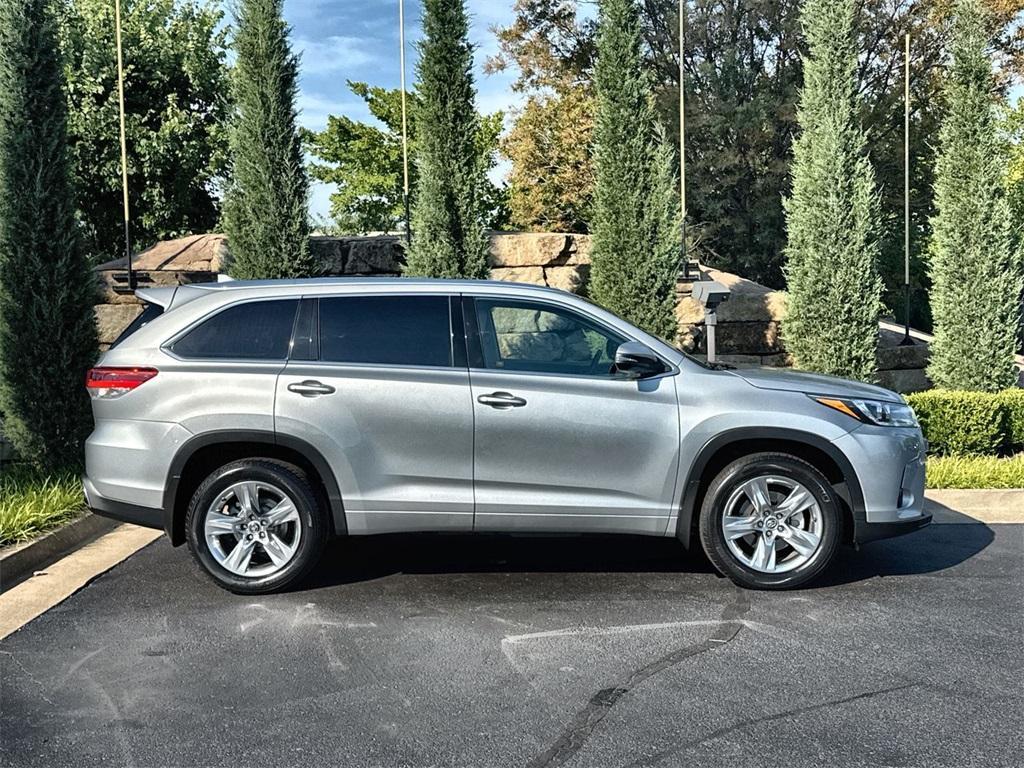 used 2017 Toyota Highlander car, priced at $26,191